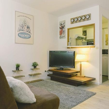 Luka'S Charming Apartment Near Disneyland Мани льо Онгр Екстериор снимка