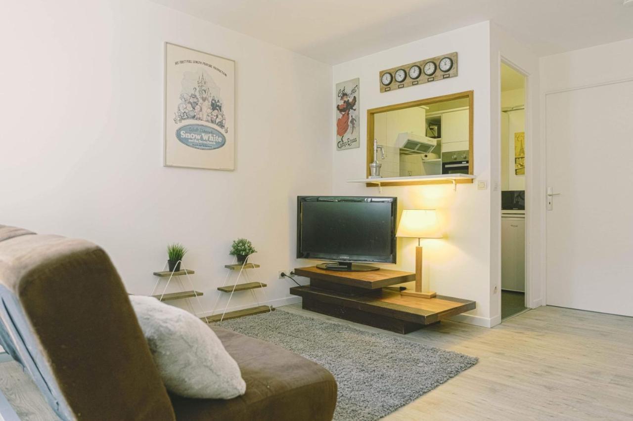 Luka'S Charming Apartment Near Disneyland Мани льо Онгр Екстериор снимка